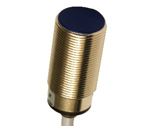 AK6/AP-3A8F Induktiivandur, ø18 mm artiklikood: DA_AK6/AP-3A8F, nimetus: AK6/AP-3A8F Induktiivandur, ø18 mm, kirjeldus: Varjestatud, Normaaltöökaugus: 8 mm
PNP, NO; PUR Kaabel 2 m, 3 soont; 10...30VDC, 2,5 kHz
Lühendatud korpus, Aktiivpind: Plast